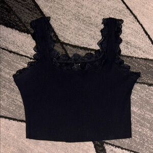 SHEIN Black Ruffled Crop Tank Top